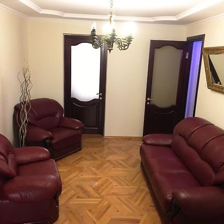 Chekin Imereti Kutaisi Esterno foto