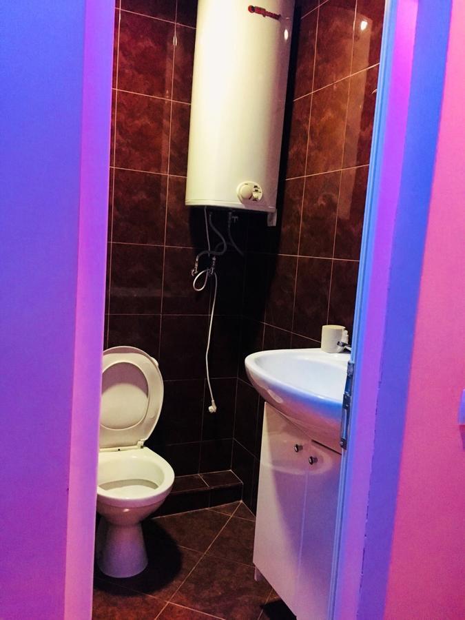 Chekin Imereti Kutaisi Esterno foto